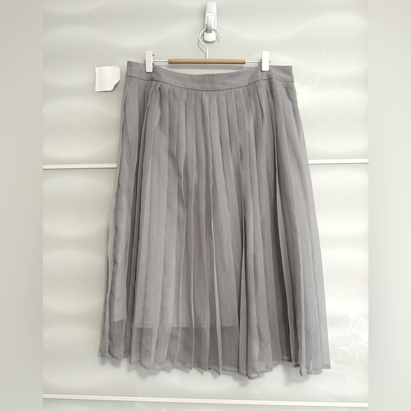 Ann Taylor Dresses & Skirts - Ann Taylor pleated grey skirt chiffon shimmer sparkle sheer twirl midi gray 12 L